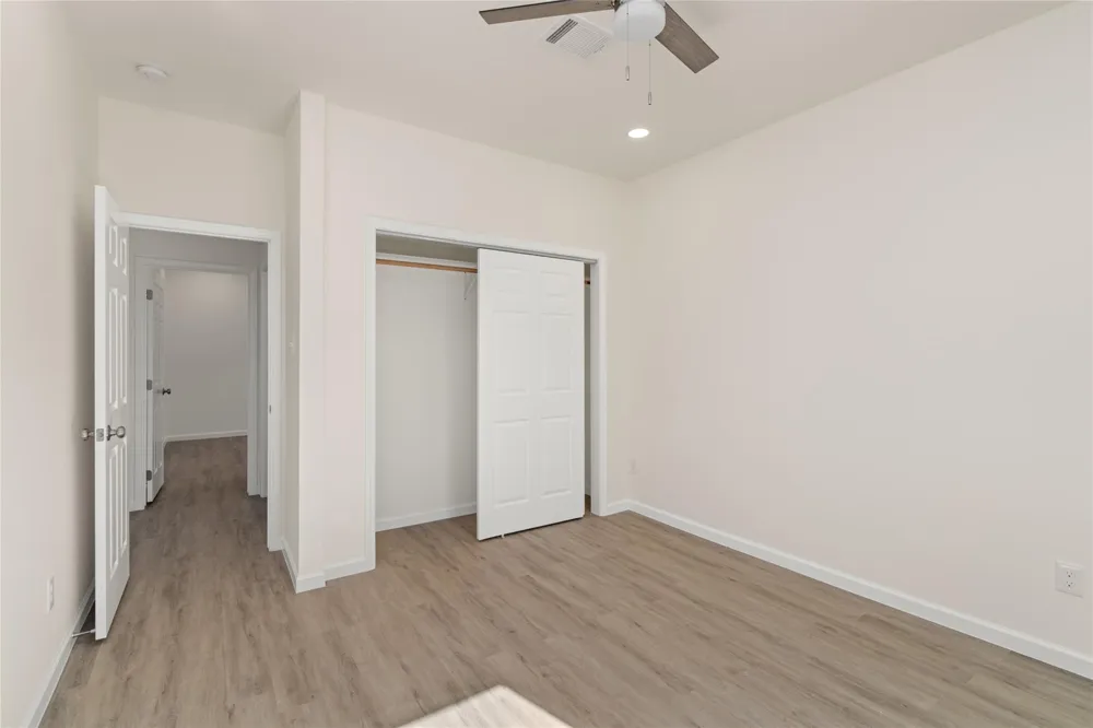 4656 Teague Street Rosharon, TX 77583