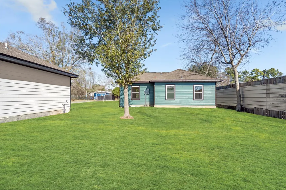 4656 Teague Street Rosharon, TX 77583