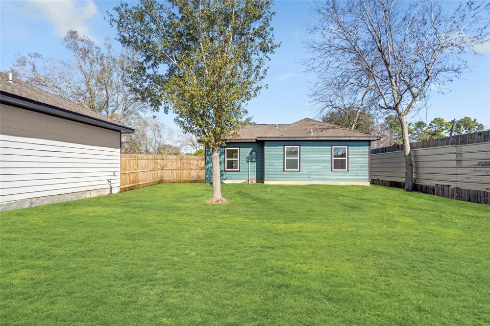 4656 Teague Street Rosharon, TX 77583
