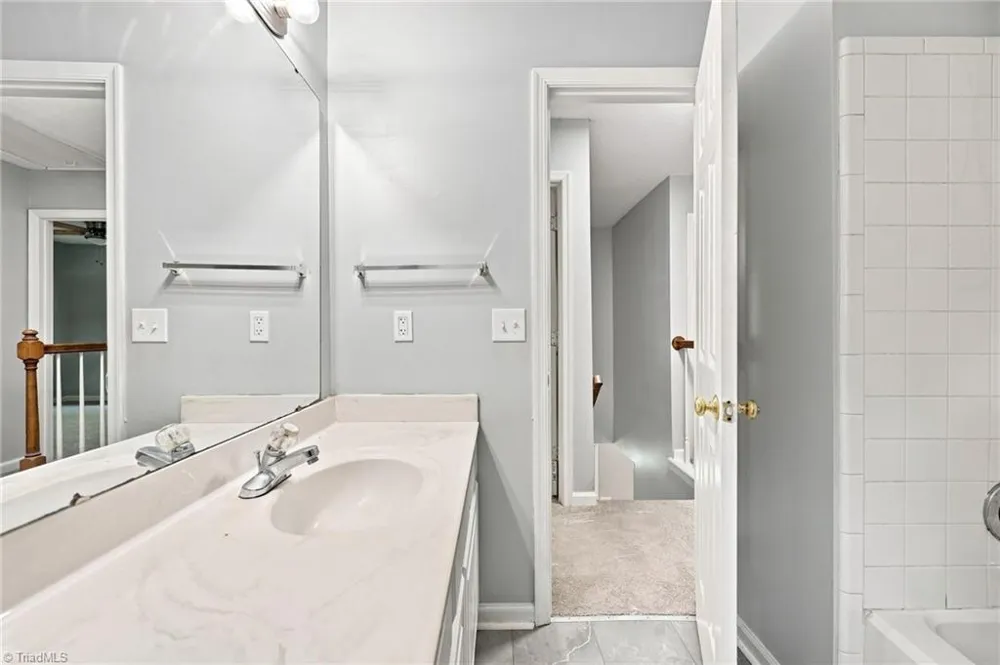 2603 Castle Croft Road Greensboro, NC 27407