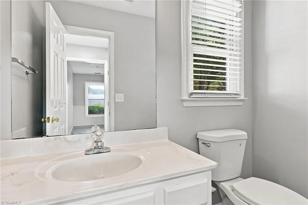 2603 Castle Croft Road Greensboro, NC 27407