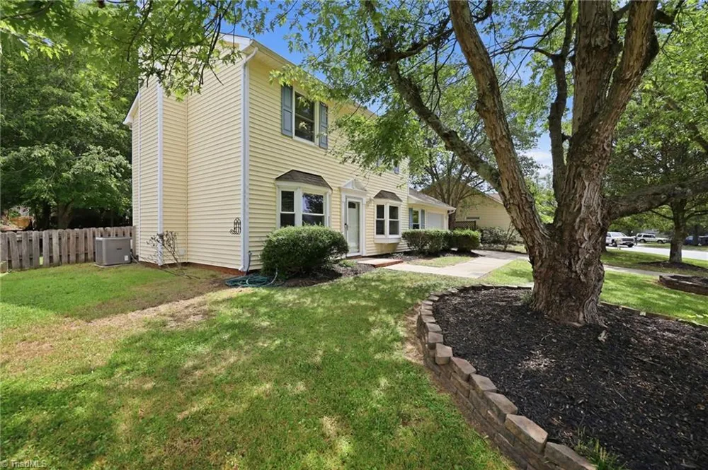2603 Castle Croft Road Greensboro, NC 27407