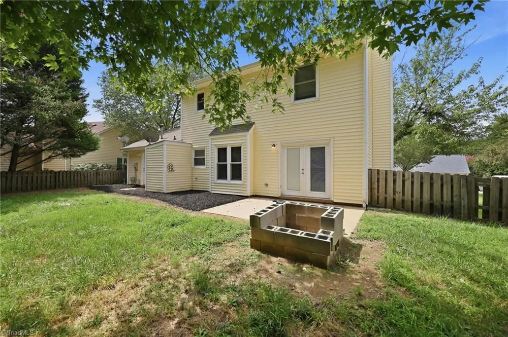 2603 Castle Croft Road Greensboro, NC 27407