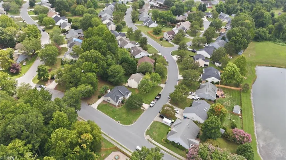 2603 Castle Croft Road Greensboro, NC 27407