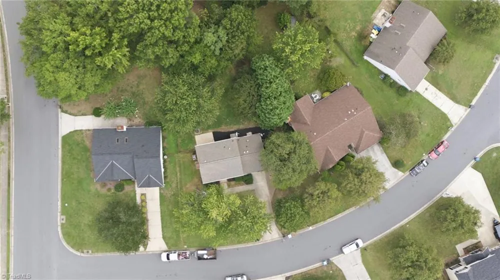 2603 Castle Croft Road Greensboro, NC 27407