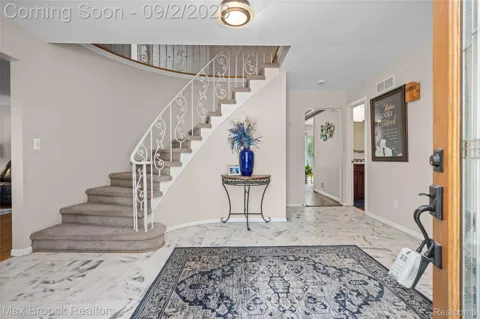 5439 DEERFIELD VILLAGE DRIVE