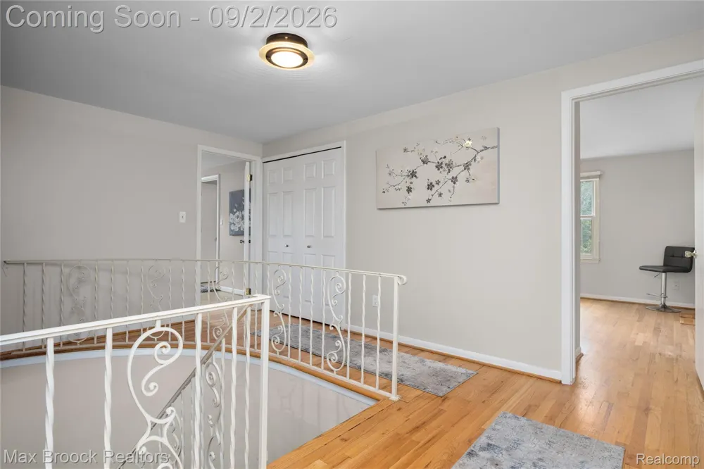 5439 DEERFIELD VILLAGE DRIVE West Bloomfield Charter Township, MI 48322