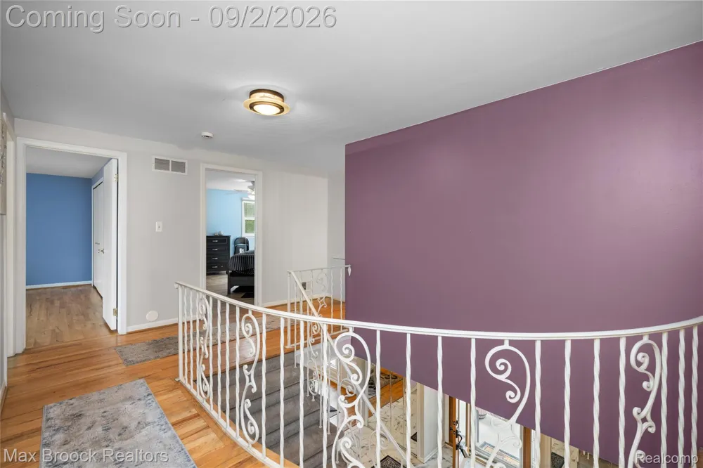 5439 DEERFIELD VILLAGE DRIVE West Bloomfield Charter Township, MI 48322