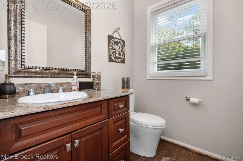 5439 DEERFIELD VILLAGE DRIVE West Bloomfield Charter Township, MI 48322