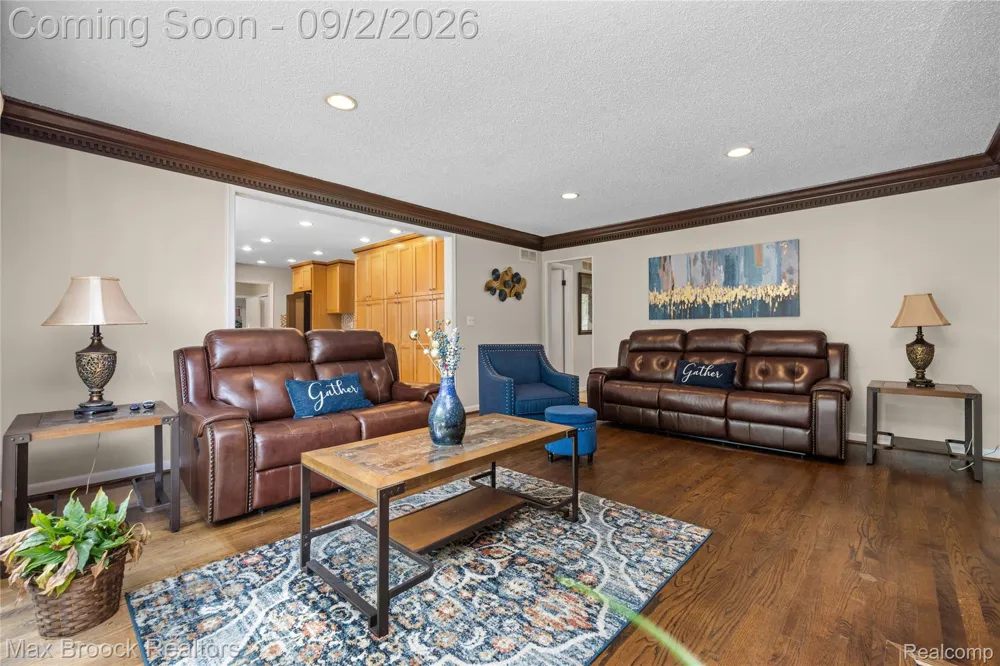5439 DEERFIELD VILLAGE DRIVE West Bloomfield Charter Township, MI 48322