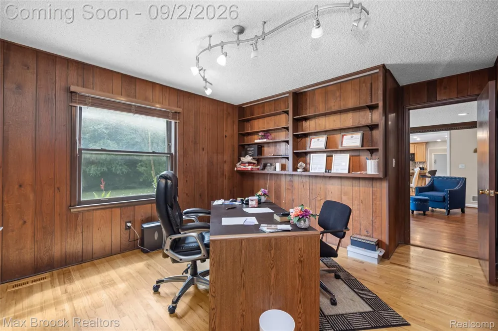 5439 DEERFIELD VILLAGE DRIVE West Bloomfield Charter Township, MI 48322