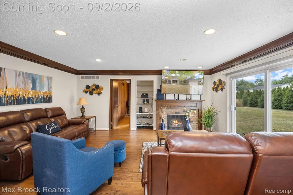 5439 DEERFIELD VILLAGE DRIVE West Bloomfield Charter Township, MI 48322