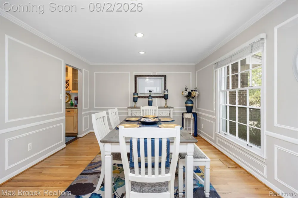 5439 DEERFIELD VILLAGE DRIVE West Bloomfield Charter Township, MI 48322