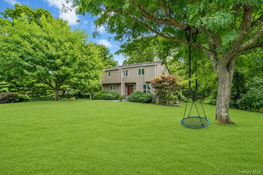 1541 Stillwater Avenue Cutchogue, NY 11935