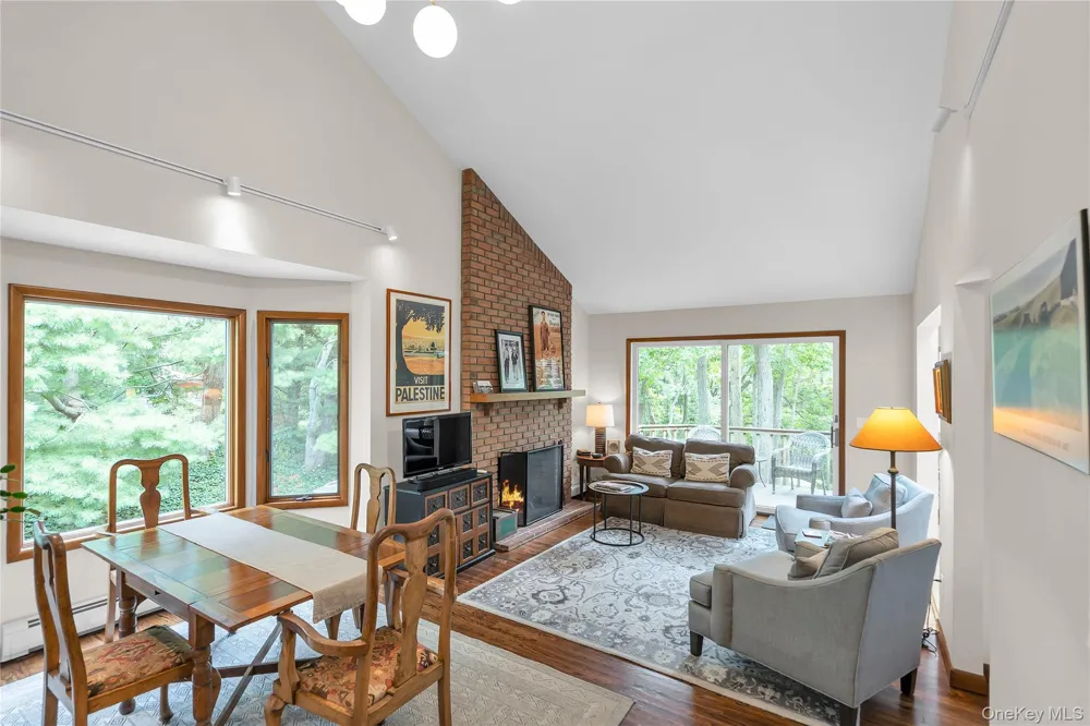 1541 Stillwater Avenue Cutchogue, NY 11935