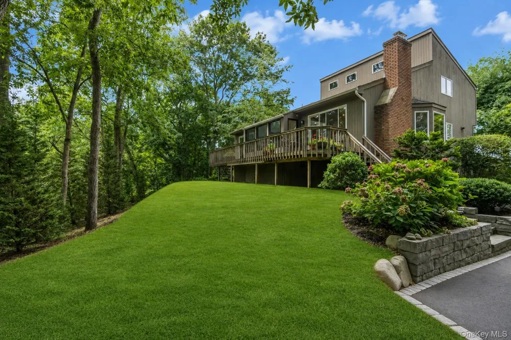1541 Stillwater Avenue Cutchogue, NY 11935