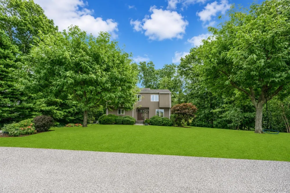 1541 Stillwater Avenue Cutchogue, NY 11935