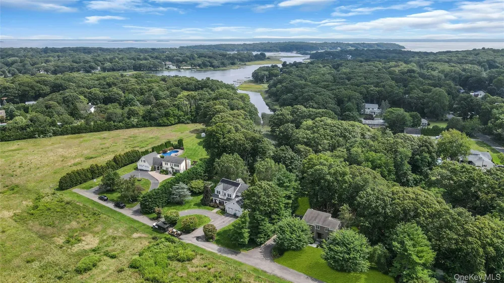 1541 Stillwater Avenue Cutchogue, NY 11935