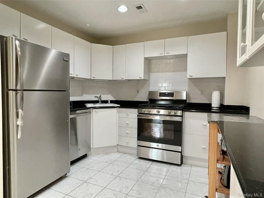 24 Ray Place #3-5 Scarsdale, NY 10583