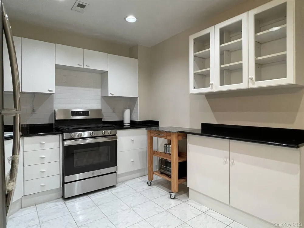 24 Ray Place #3-5 Scarsdale, NY 10583