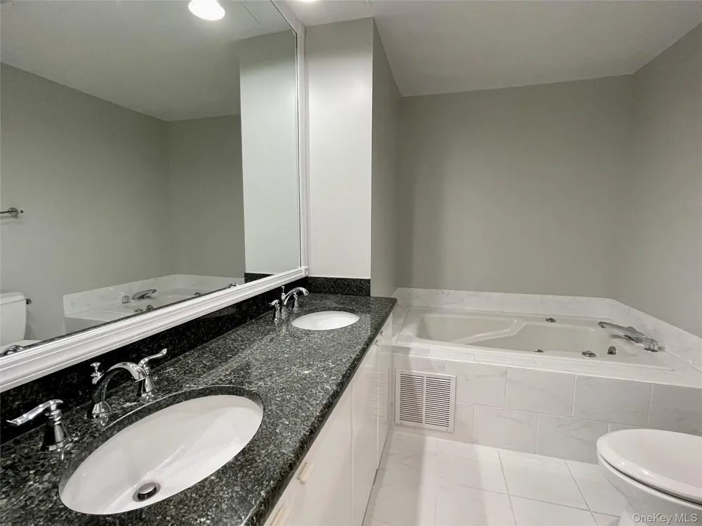 24 Ray Place #3-5 Scarsdale, NY 10583