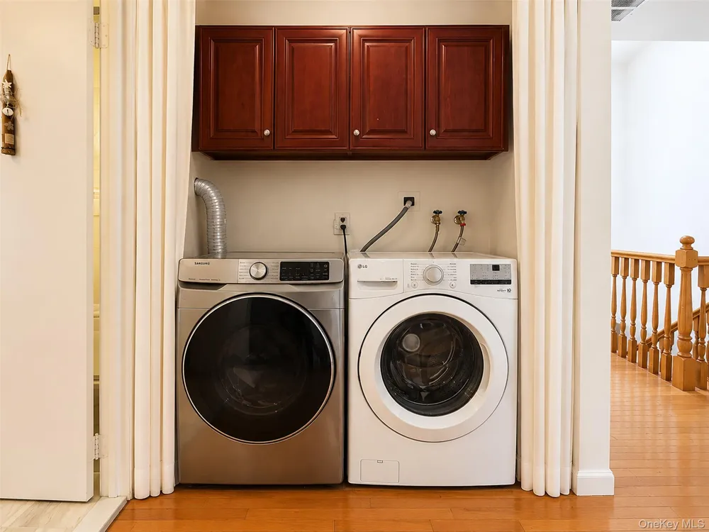 151 The Knoll Syosset, NY 11791