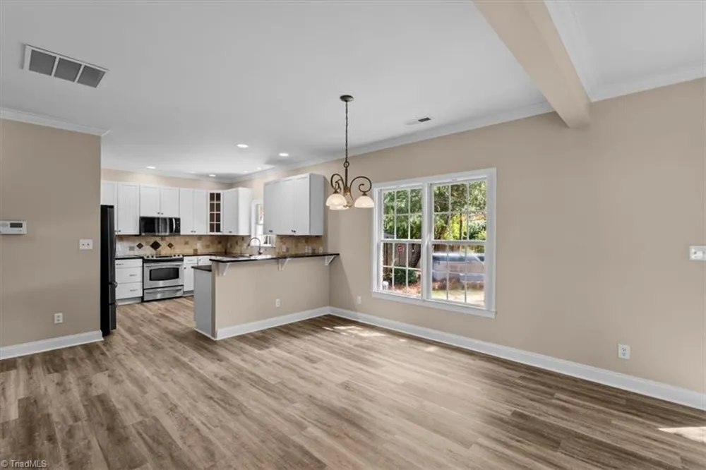 4002 Flagstick Court Jamestown, NC 27282