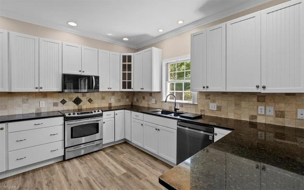 4002 Flagstick Court Jamestown, NC 27282