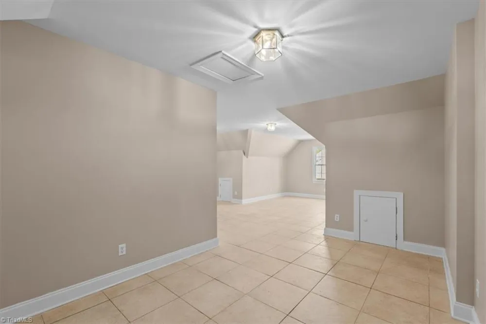 4002 Flagstick Court Jamestown, NC 27282