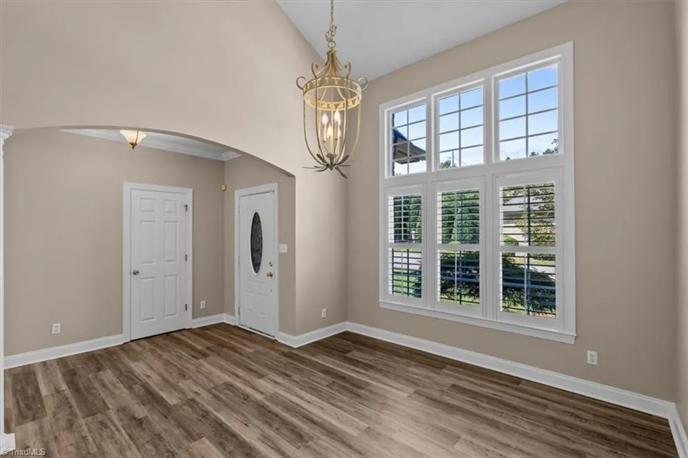 4002 Flagstick Court Jamestown, NC 27282