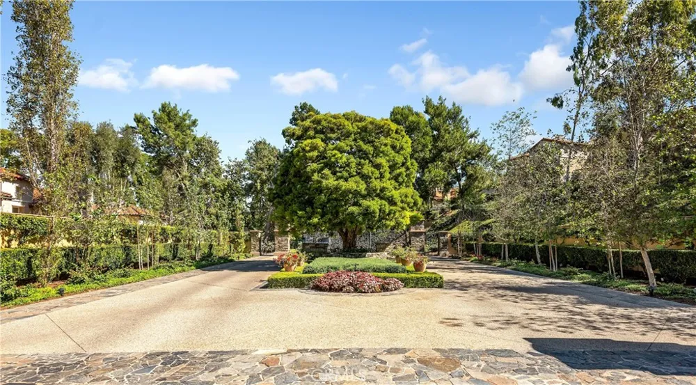 1 Savona Court Newport Coast, CA 92657