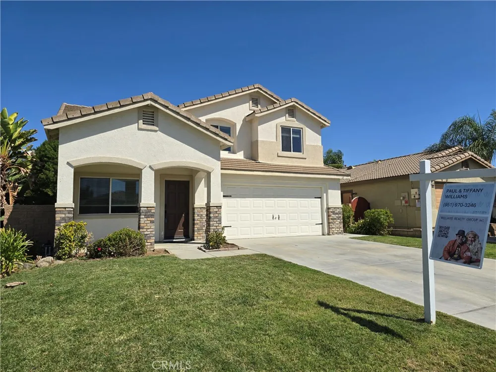 30532 Pine Creek Menifee, CA 92584