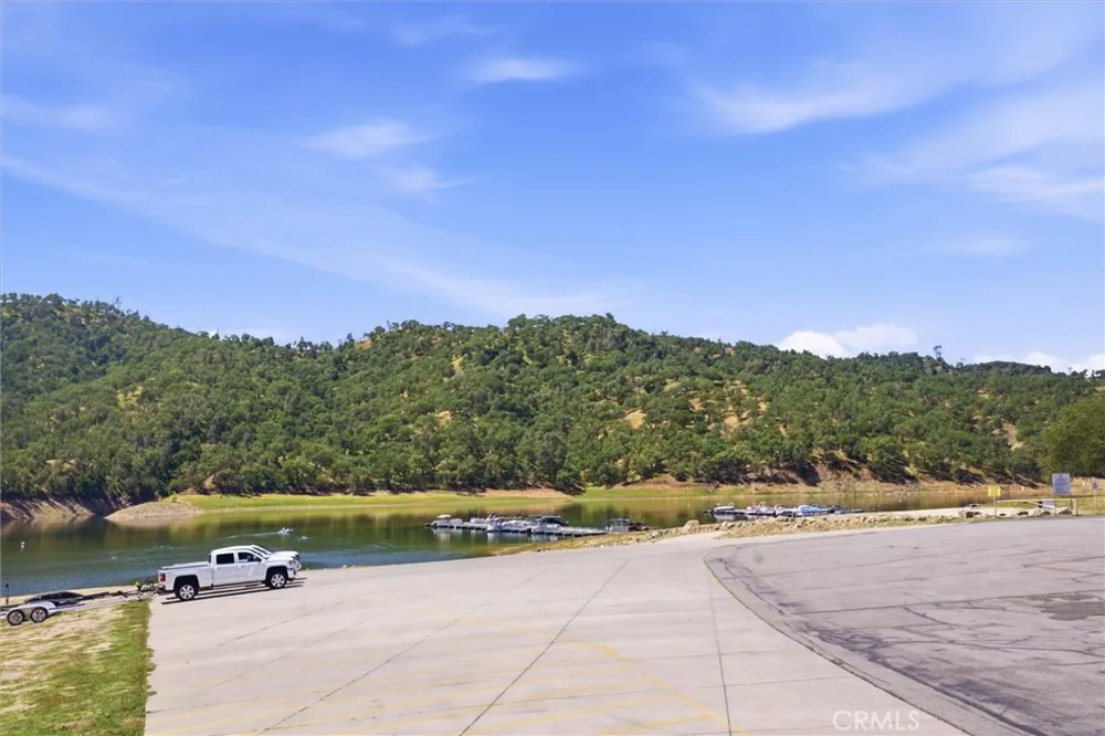3180 Lakeside Village Paso Robles, CA 93446