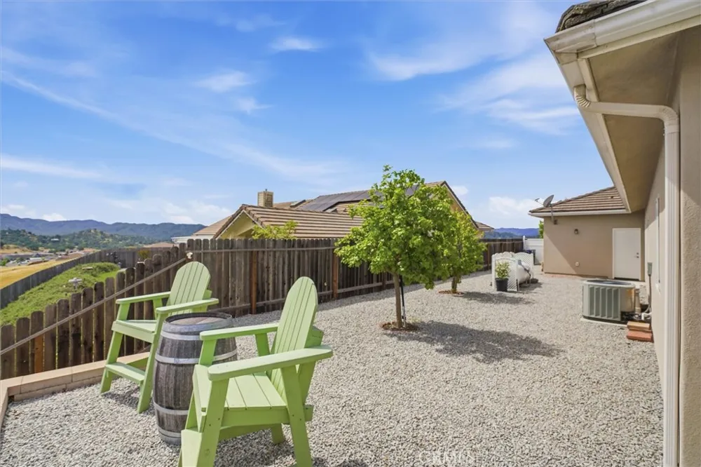 3180 Lakeside Village Paso Robles, CA 93446
