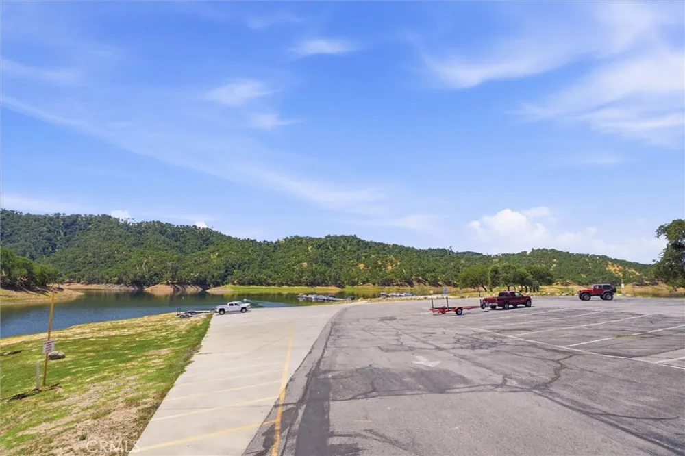 3180 Lakeside Village Paso Robles, CA 93446