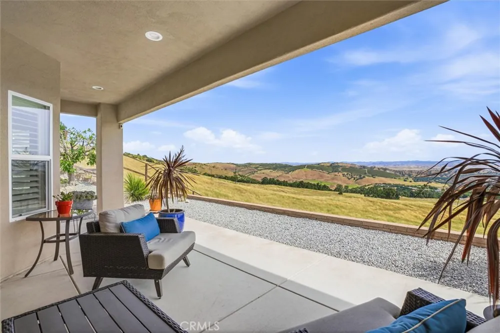 3180 Lakeside Village Paso Robles, CA 93446