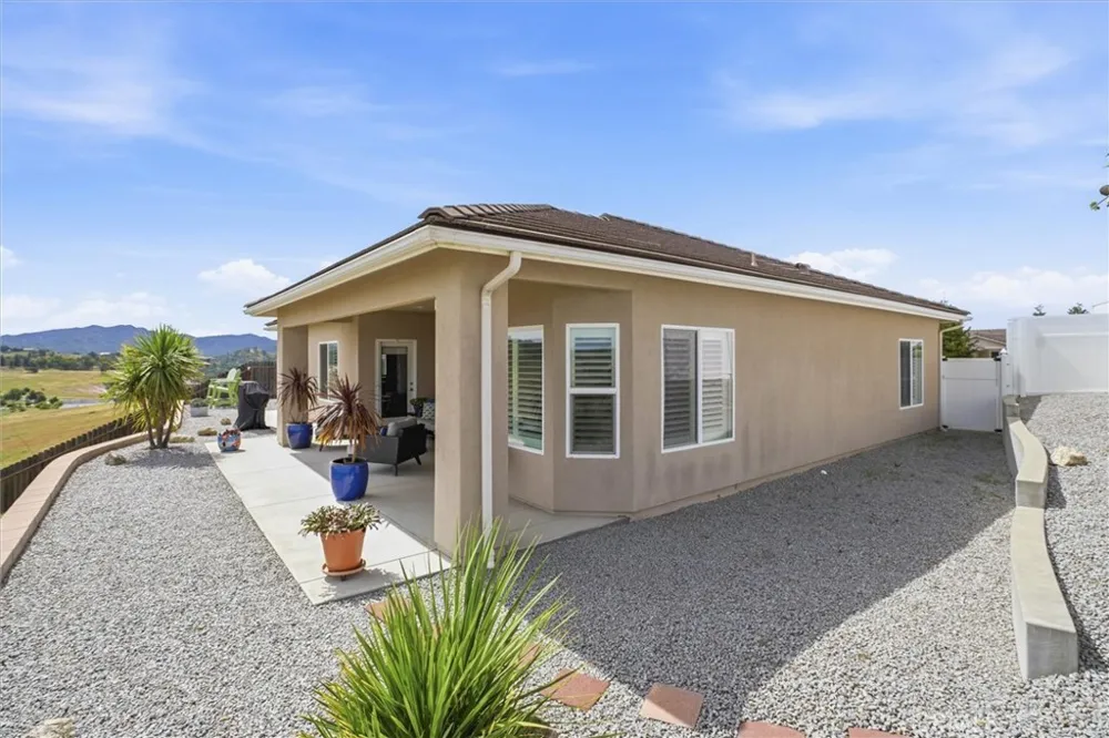 3180 Lakeside Village Paso Robles, CA 93446