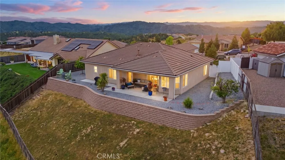 3180 Lakeside Village Paso Robles, CA 93446
