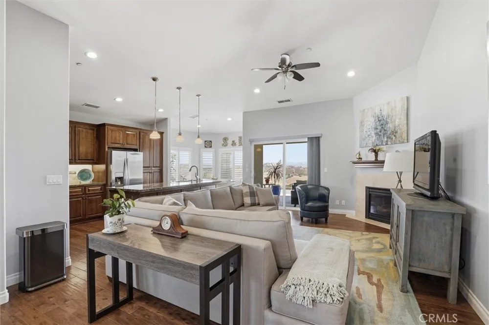 3180 Lakeside Village Paso Robles, CA 93446