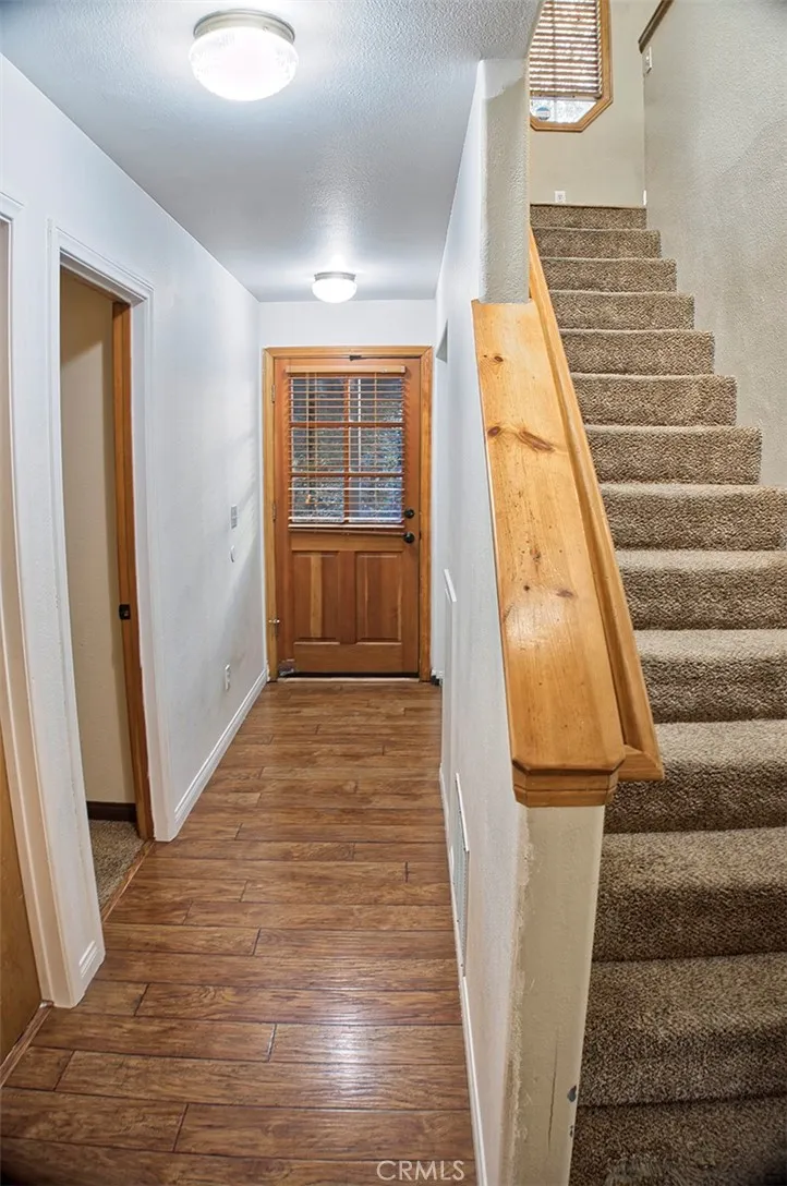 24757 Basel Drive Crestline, CA 92325