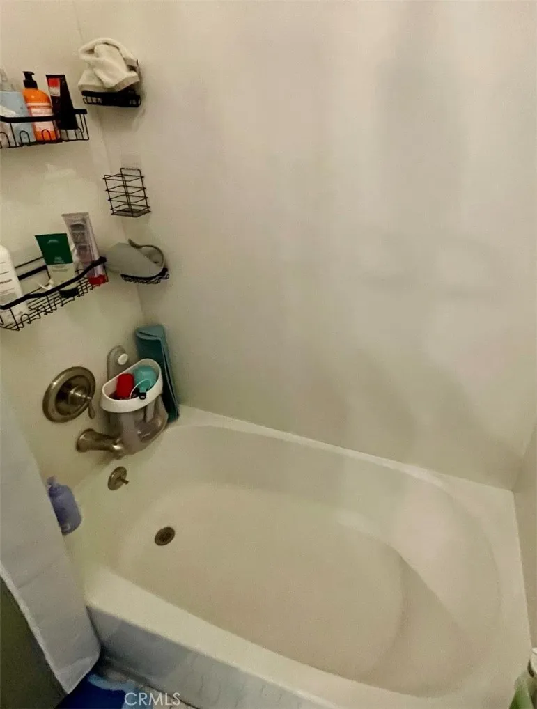 25603 Pine Creek Lane Wilmington, CA 90744