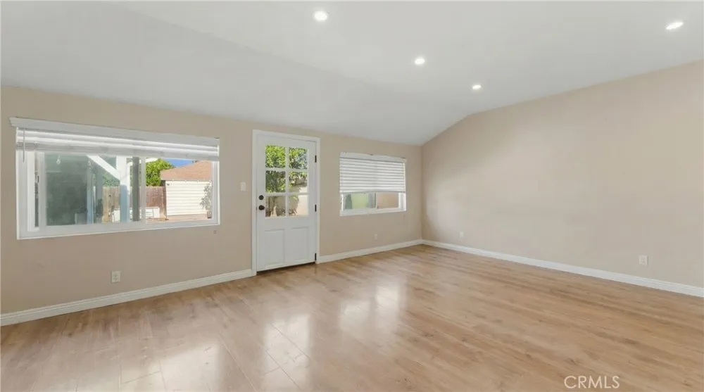 7619 Wellsford Whittier, CA 90606