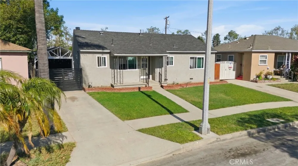 7619 Wellsford Whittier, CA 90606