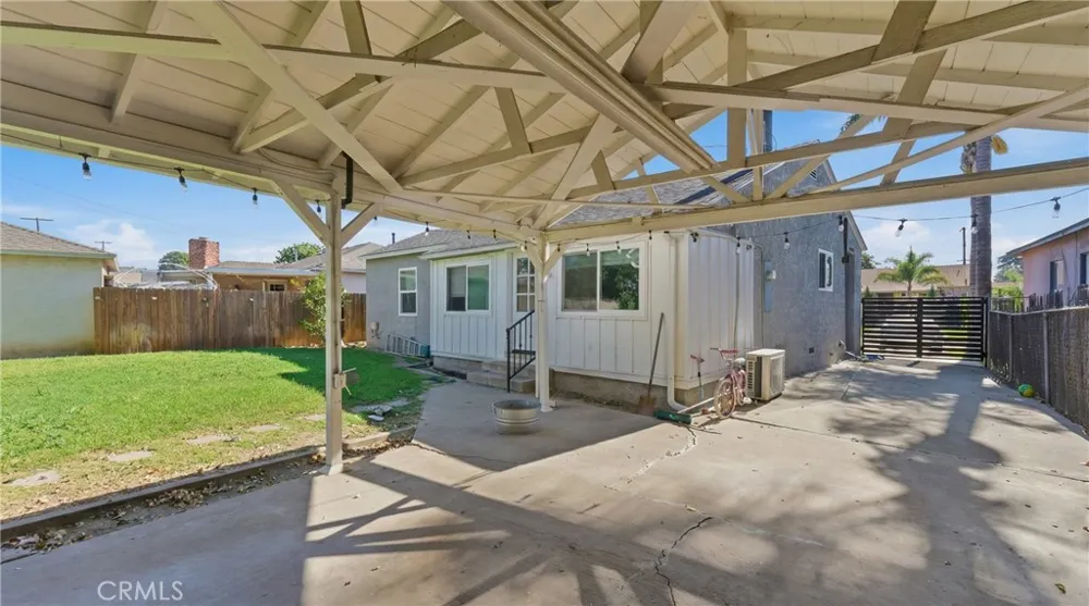 7619 Wellsford Whittier, CA 90606