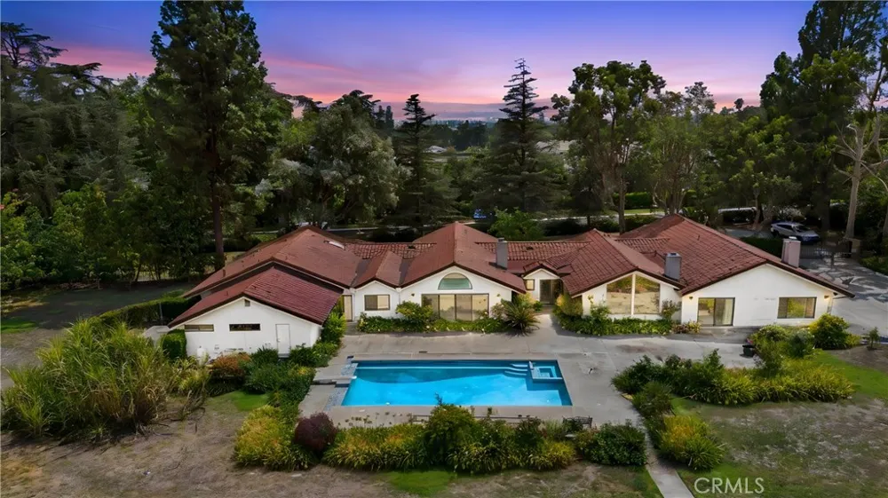 201 Deodar Bradbury, CA 91008