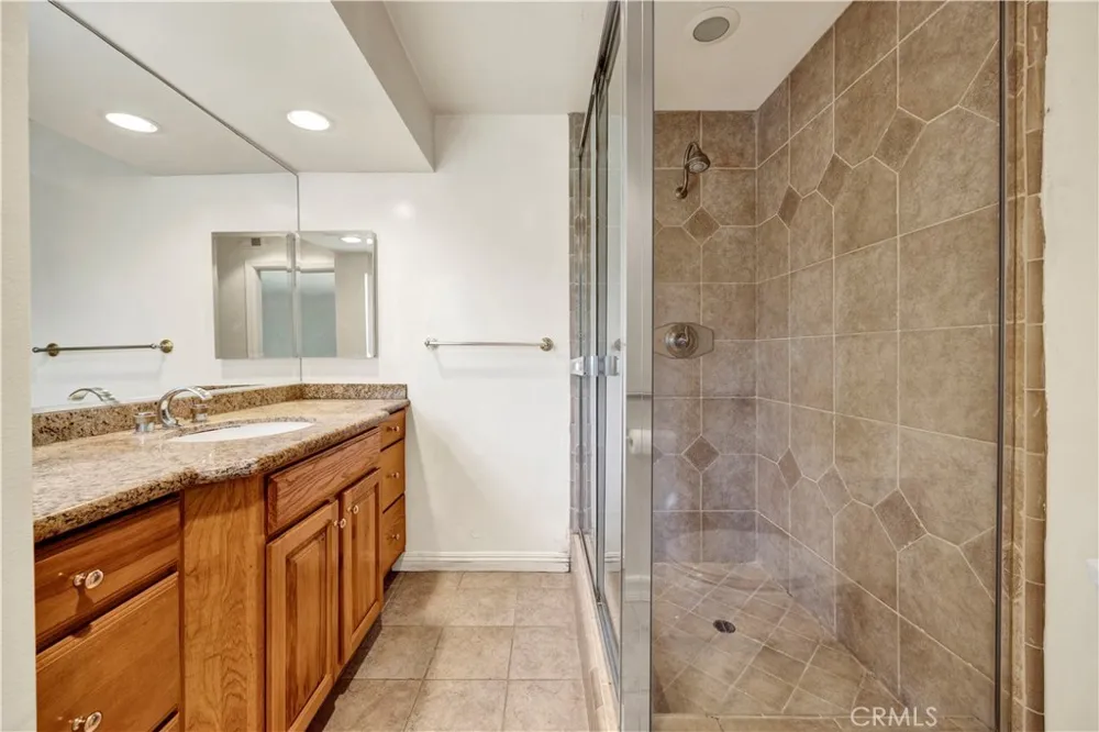 201 Deodar Bradbury, CA 91008