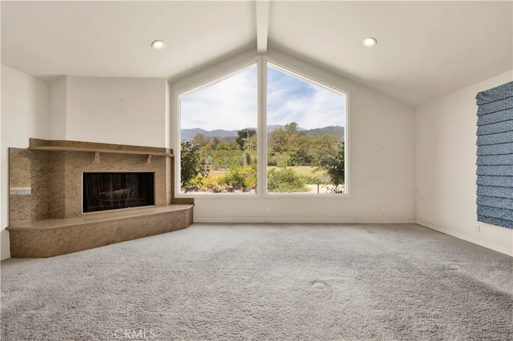 201 Deodar Bradbury, CA 91008