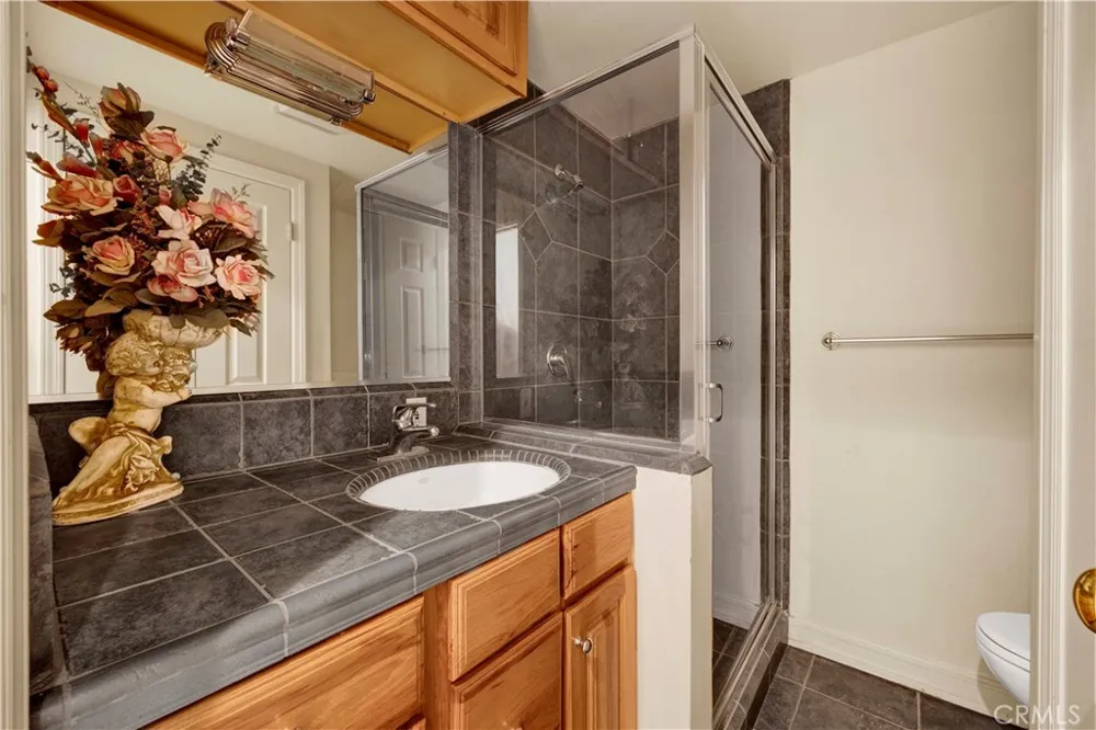201 Deodar Bradbury, CA 91008