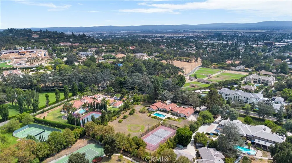 201 Deodar Bradbury, CA 91008