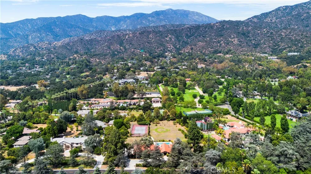 201 Deodar Bradbury, CA 91008
